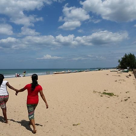 Marine Tourist Guest House At Negombo Beach Εξωτερικό φωτογραφία